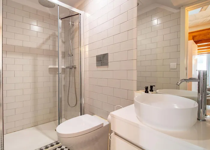 Cozy Mezzanine Hideaway W Ac By Lovelystay *