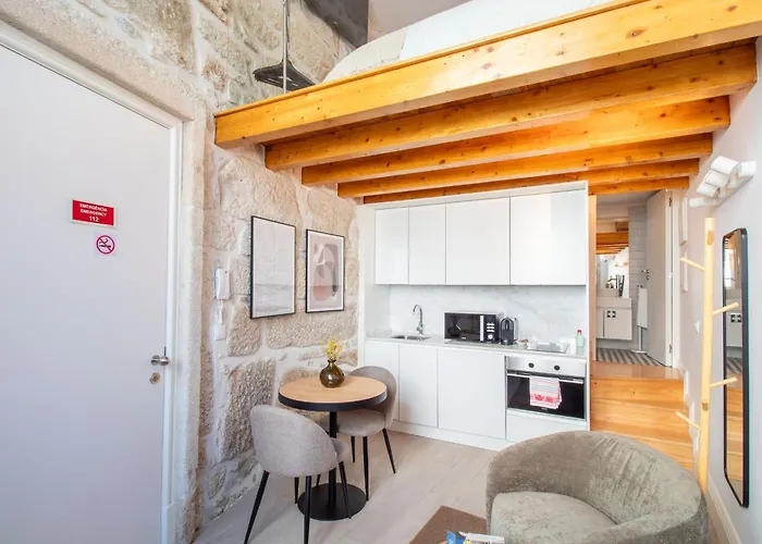 شقة Cozy Mezzanine Hideaway W Ac By Lovelystay *