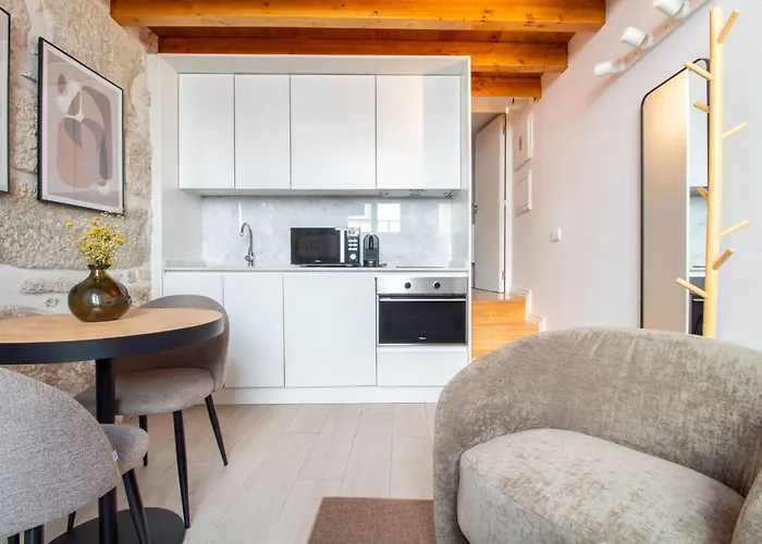 Cozy Mezzanine Hideaway W Ac By Lovelystay Porto